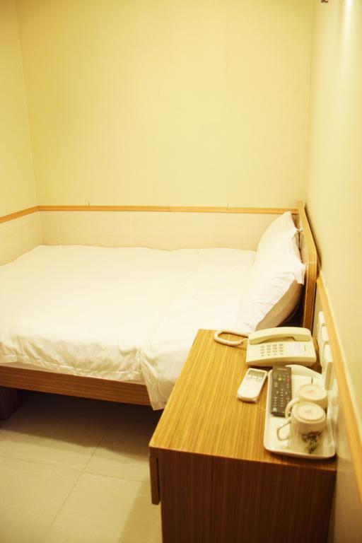 Hk Wonderful Inn Hong Kong Ngoại thất bức ảnh
