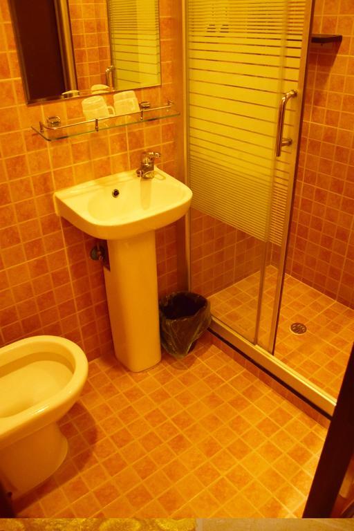 Hk Wonderful Inn Hong Kong Ngoại thất bức ảnh
